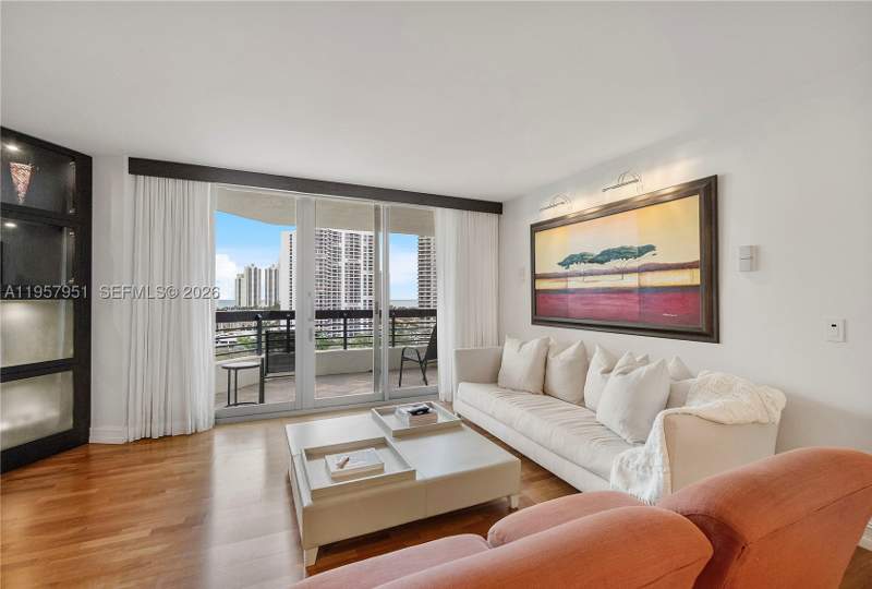 2 bedroom Condominium at 3500 Mystic Pointe Dr 1407, Mystic Pointe Tower 400, Aventura — photo 3
