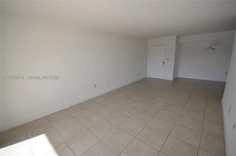 1 bedroom Condominium at 15201 SW 80th St 207, Kendall Lake Towers Condo, Miami — photo 5