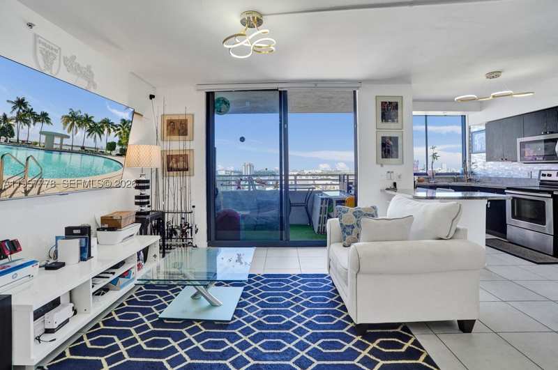 2 bedroom Condominium at 1330 West Ave 1811, The Waverly At South Beac, Miami Beach — photo 1