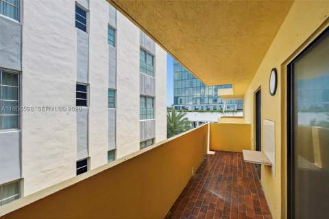 2924 Collins Avenue 501, Miami Beach FL - photo 15 of 54