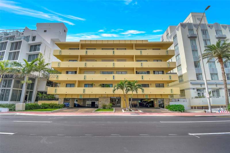 2 bedroom Condominium at 2924 Collins Avenue 501, Ocean View Plaza, Miami Beach — photo 2
