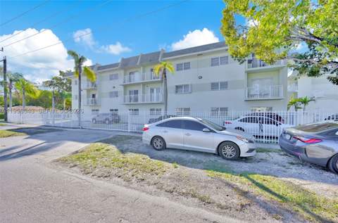 12890 NE 8th Ave 208, North Miami FL - photo 11 of 20