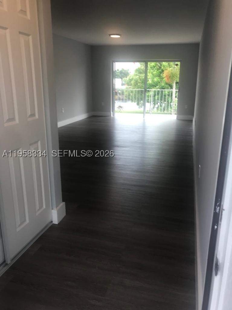 2 bedroom Condominium at 7570 SW 82nd St F209, Village At Dadeland Condo, Miami — photo 2