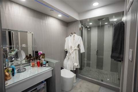 210 174th St 309, Sunny Isles Beach FL - photo 10 of 23