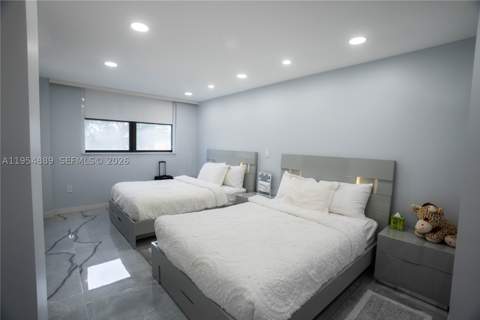 210 174th St 309, Sunny Isles Beach FL - photo 14 of 23