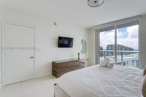 485 Brickell Ave 4706, Miami FL - photo 7 of 9