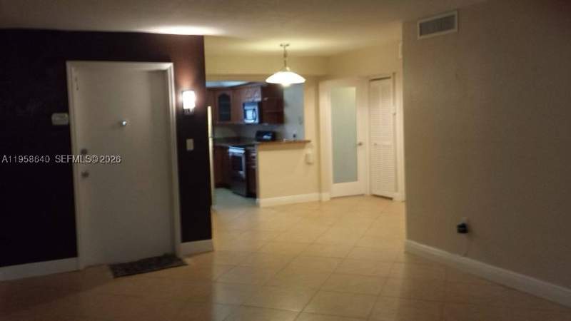 2 bedroom Condominium at 7368 SW 82nd St E113, Village At Dadeland Condo, Miami — photo 2