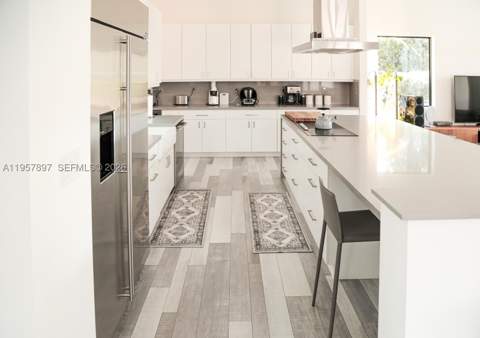 19209 SW 80th Ct, Cutler Bay FL - photo 8 of 34