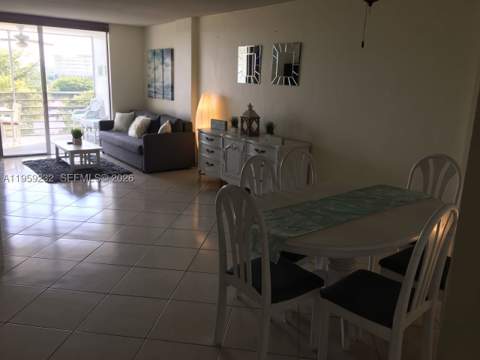 3660 NE 166th St 611, North Miami Beach FL - photo 12 of 18
