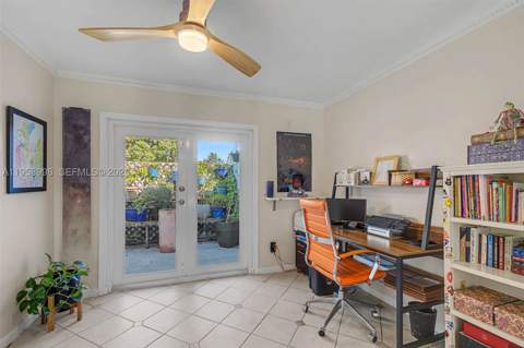 7950 SW 161st St, Palmetto Bay FL - photo 10 of 23