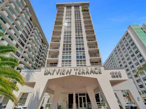 1228 West Ave 1415, Miami Beach FL - photo 18 of 31