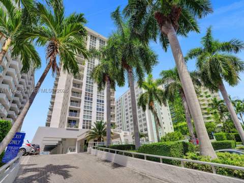 1228 West Ave 1415, Miami Beach FL - photo 21 of 31