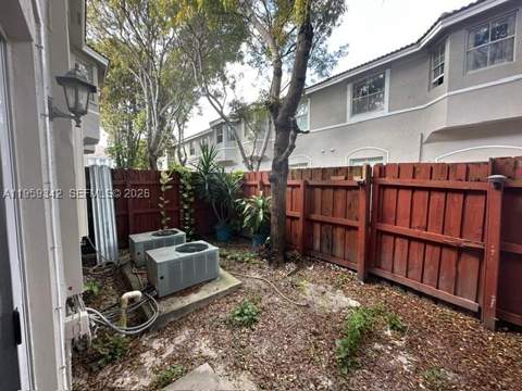 1661 SE 29th Ct 104, Homestead FL - photo 21 of 22