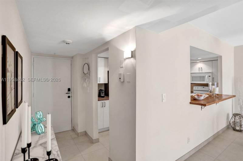 2 bedroom Condominium at 19390 Collins Ave 302A, Oceanview Building A Cond, Sunny Isles Beach — photo 5
