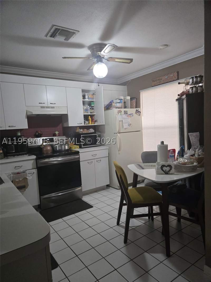 3 bedroom Townhouse at 4925 W Lakes Dr, The Lakes, Deerfield Beach — photo 5
