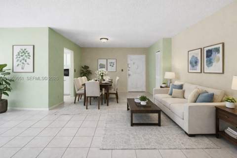 942 NE 199th St 2F, Miami FL - photo 6 of 22