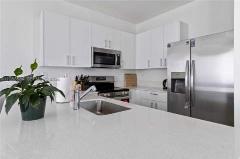 760 SE 13th Ct, Homestead FL - photo 15 of 41