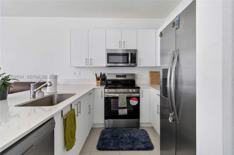 4 bedroom Townhouse at 760 SE 13th Ct, Miami Land And Developmen, Homestead — photo 3