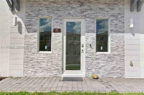 760 SE 13th Ct, Homestead FL - photo 8 of 41