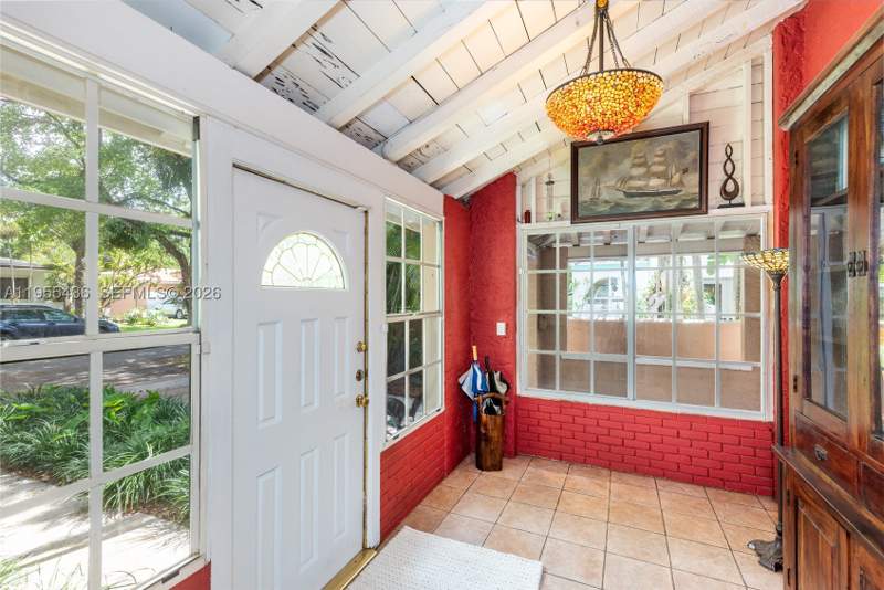 2 bedroom SingleFamilyResidence at 1256 Algeria Ave, Coral Gables Granada Sec, Coral Gables — photo 2