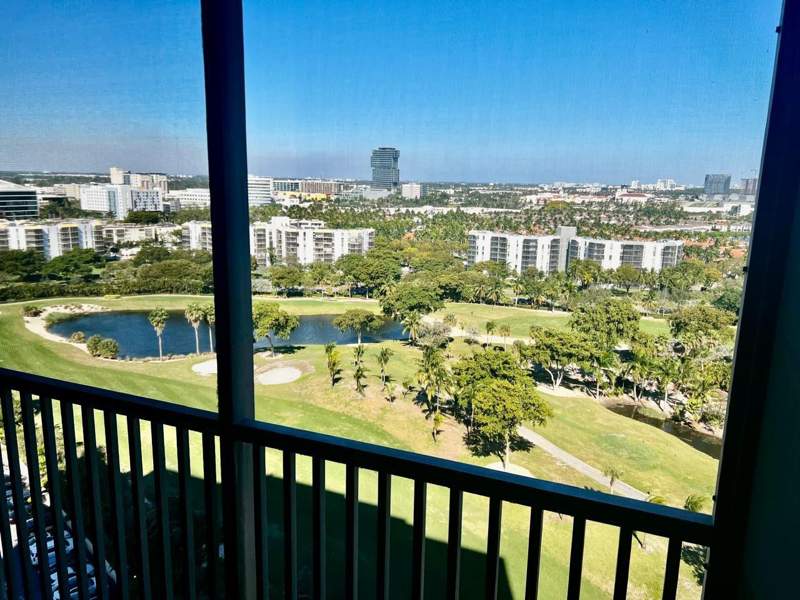 2 bedroom Condominium at 20379 W Country Club Drive 1932, Coronado Tower III, Aventura — photo 2