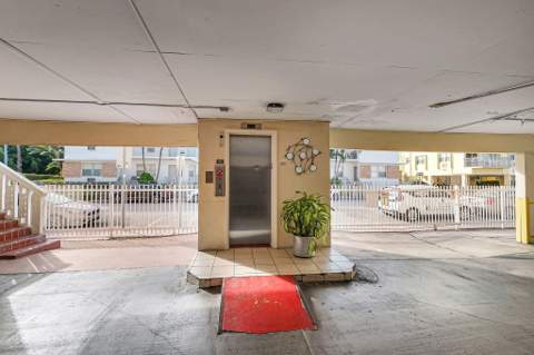 900 Euclid Avenue 8, Miami Beach FL - photo 22 of 31