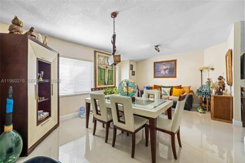 20814 SW 126th Ct, Miami FL - photo 13 of 17