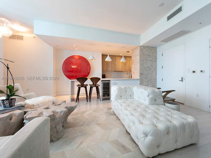 2 bedroom Condominium at 50 S Pointe Dr 707, Continuum On South Beach, Miami Beach — photo 4