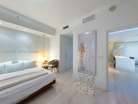 50 S Pointe Dr 707, Miami Beach FL - photo 8 of 14