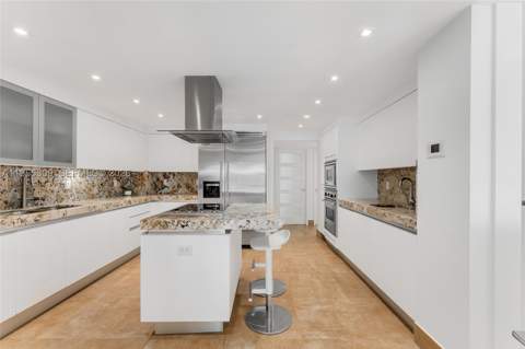 2443 Fisher Island Dr 5403, Miami FL - photo 18 of 56