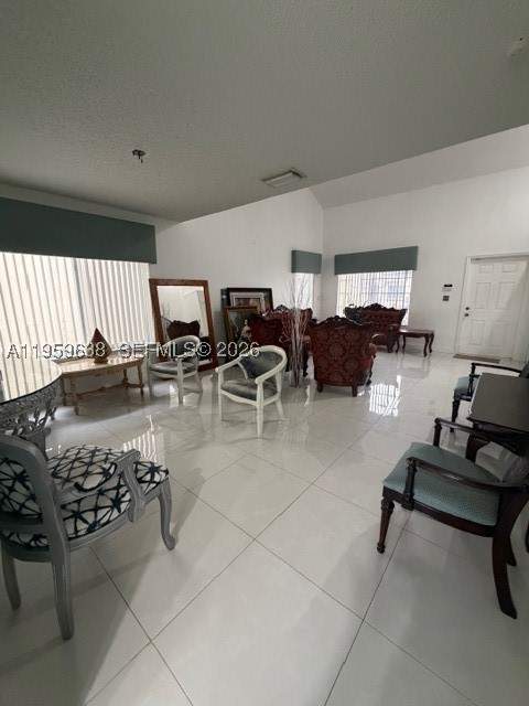 4 bedroom SingleFamilyResidence at 7332 SW 158th Ave, Weitzer Lago Mar Homes, Miami — photo 5
