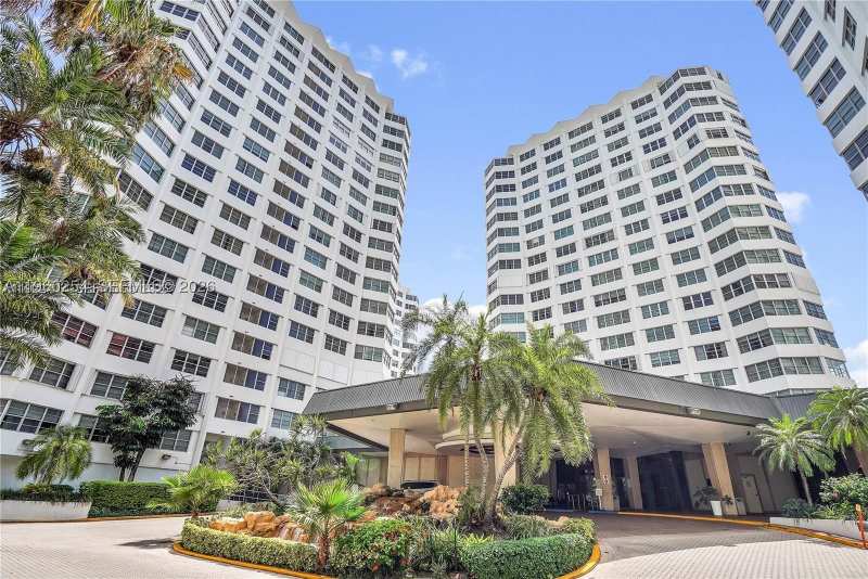 2 bedroom Condominium at 999 Brickell Bay Drive 1202, The Four Ambassadors Condo, Miami — photo 1