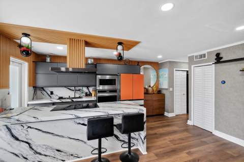 363 Washington Avenue 32, Miami Beach FL - photo 10 of 33