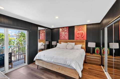 363 Washington Avenue 32, Miami Beach FL - photo 14 of 33