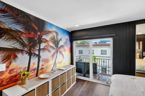 363 Washington Avenue 32, Miami Beach FL - photo 16 of 33