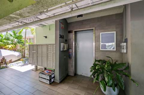 363 Washington Avenue 32, Miami Beach FL - photo 21 of 33