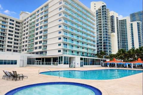 19201 Collins Ave 707, Sunny Isles Beach FL - photo 10 of 11