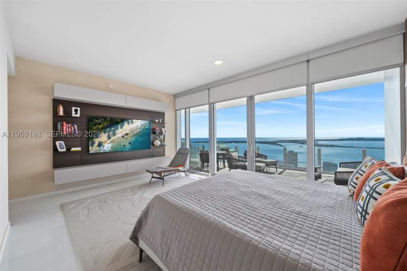 5 bedroom Condominium at 300 Biscayne Blvd Way 4602, Aston Martin, Miami — photo 3