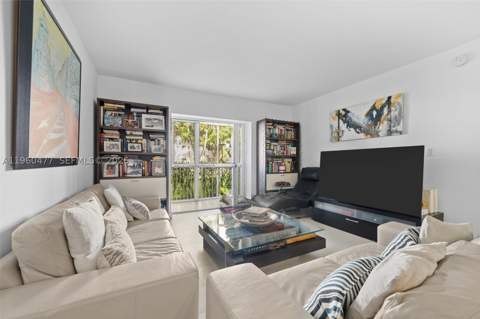 240 Galen Drive 109, Key Biscayne FL - photo 7 of 30