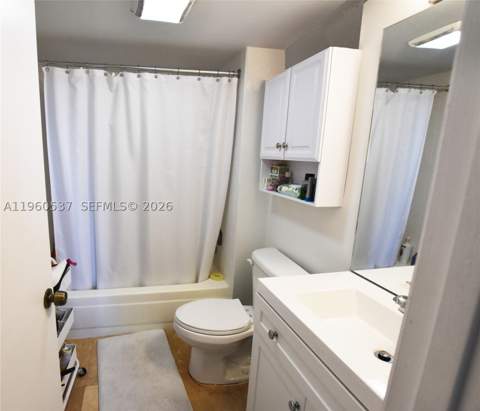 540 Brickell Key Dr 505, Miami FL - photo 16 of 39