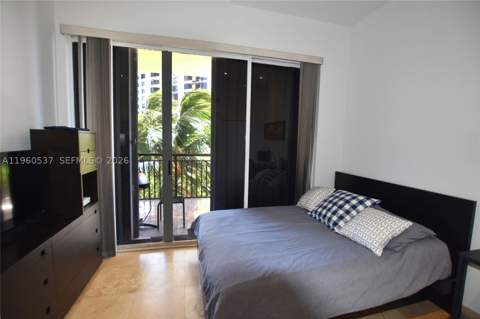 540 Brickell Key Dr 505, Miami FL - photo 17 of 39