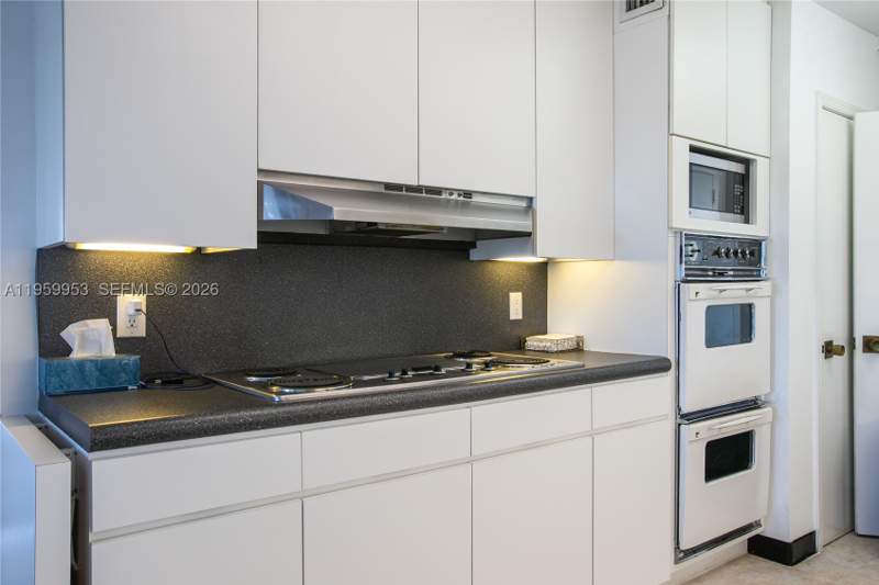 2 bedroom Condominium at 1800 NE 114th St 1810, Cricket Club Condo, Miami — photo 5