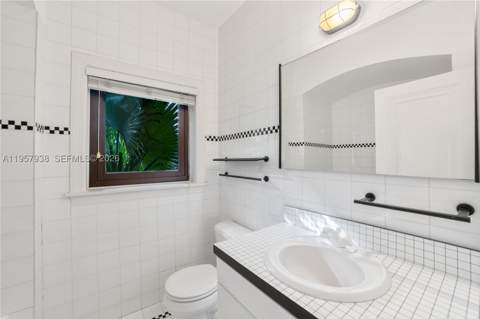 6491 Allison Rd, Miami Beach FL - photo 21 of 29