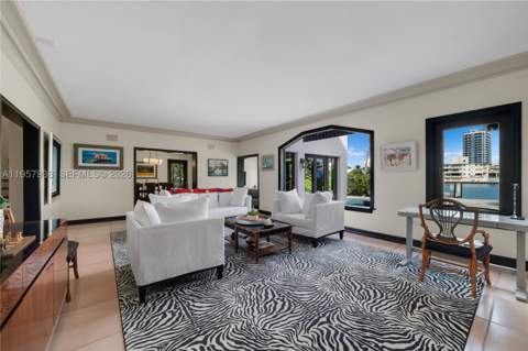 6491 Allison Rd, Miami Beach FL - photo 8 of 29