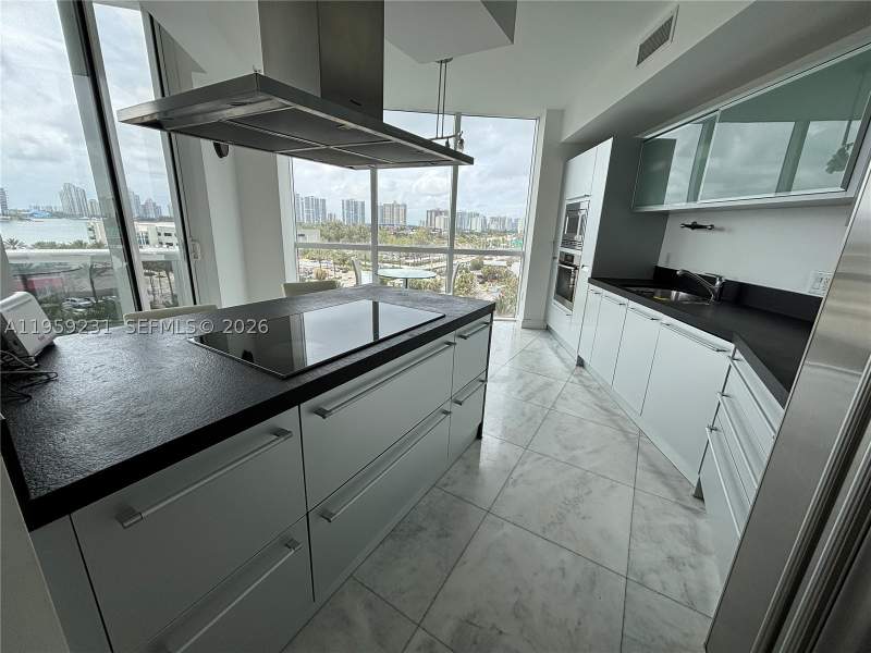 2 bedroom Condominium at 18201 Collins Ave 801, Trump Royale Condo, Sunny Isles Beach — photo 4