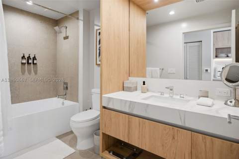 11 NE 6th St 1802, Miami FL - photo 13 of 28