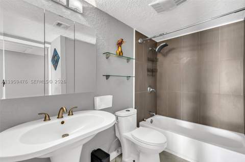 11111 Biscayne Blvd 116, Miami FL - photo 10 of 22