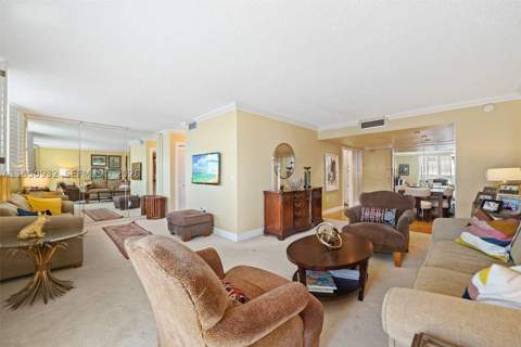 9273 Collins Ave 1102, Surfside FL - photo 7 of 23