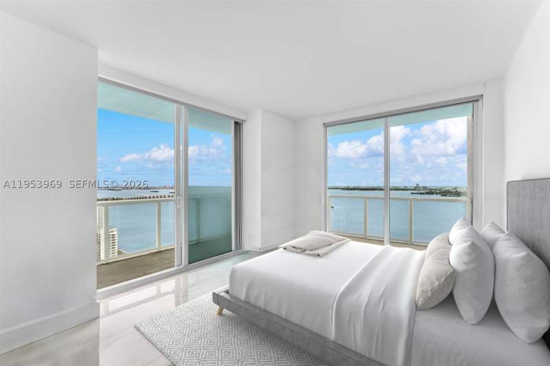 2 bedroom Condominium at 1900 N Bayshore Dr 3202, Quantum On The Bay Condo, Miami — photo 5