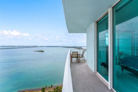1900 N Bayshore Dr 3202, Miami FL - photo 9 of 11